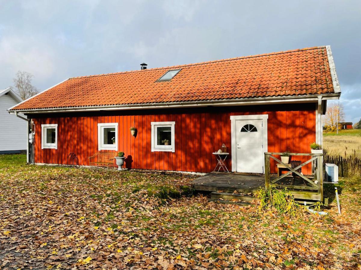 Ruth & Iris Farmhouse Nässjö Exterior foto